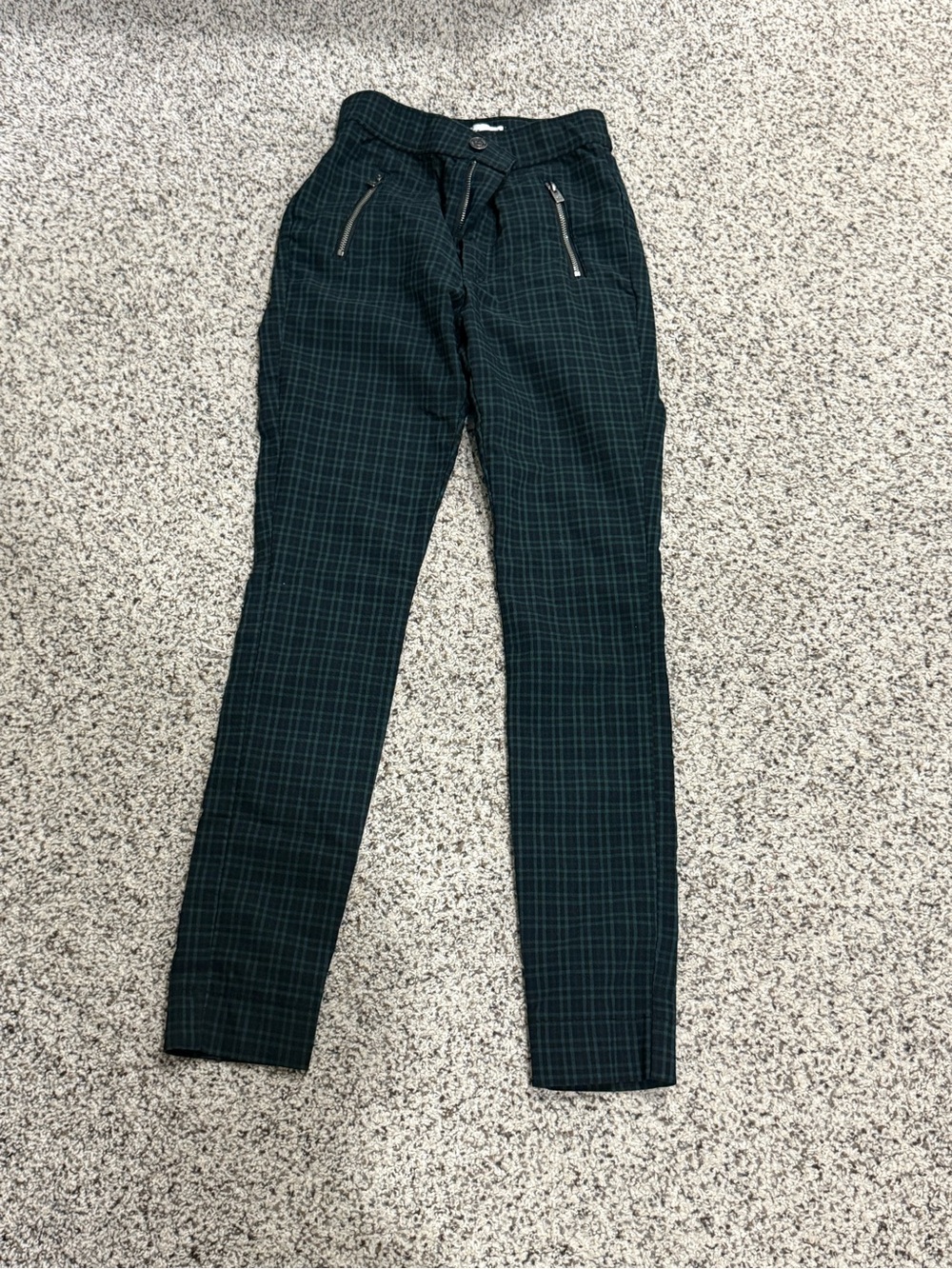*ACCEPTING OFFERS* Hollister Dark Green Plaid Slim Pants